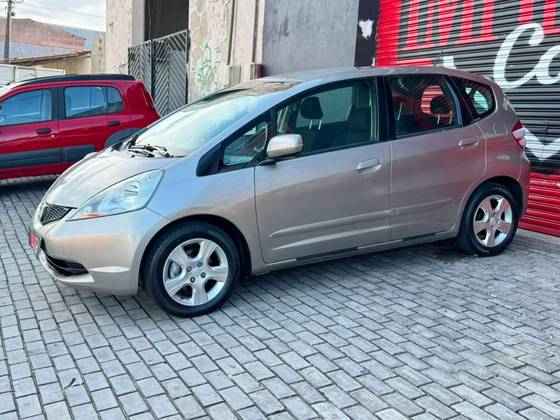 HONDA FIT 1.4 LX 16V FLEX 4P AUTOMÁTICO HONDA FIT 1.4 LX 16V FLEX 4P AUTOMÁTICO
